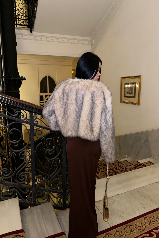 Bej Kısa Kürk Detay Ceket ATE-0452