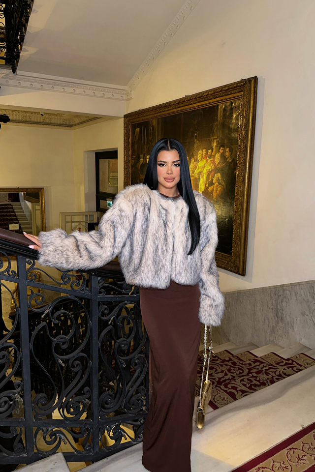 Bej Kısa Kürk Detay Ceket ATE-0452