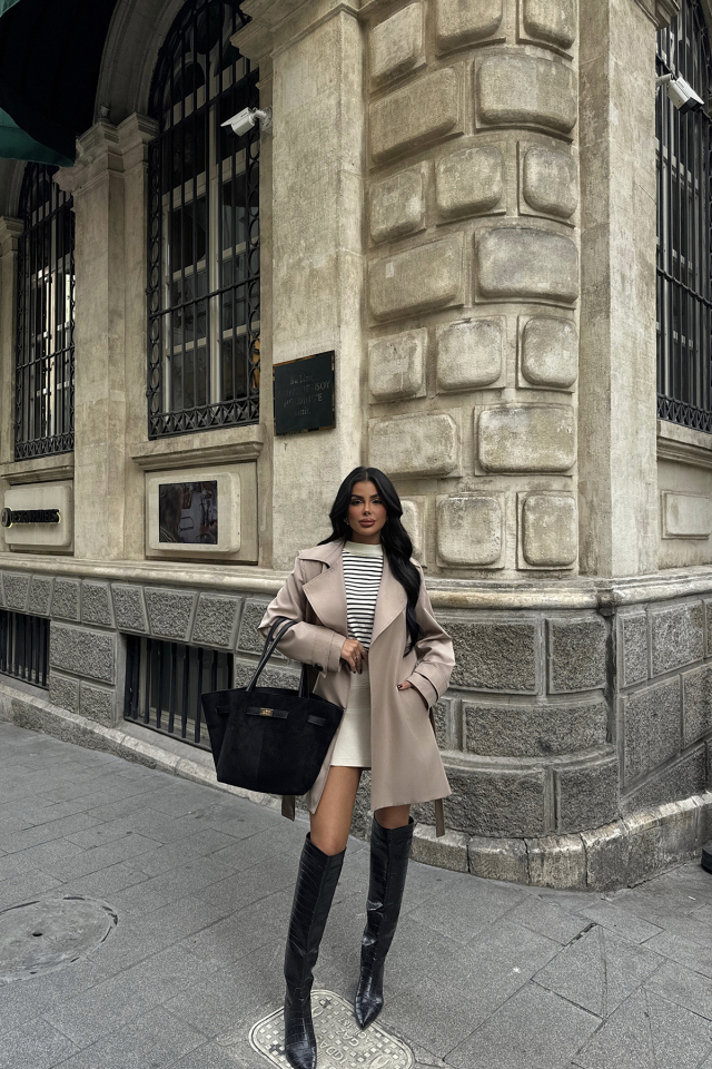 Bej Kruvaze Pyrena Kısa Trençkot ATE-1571 - EYYO