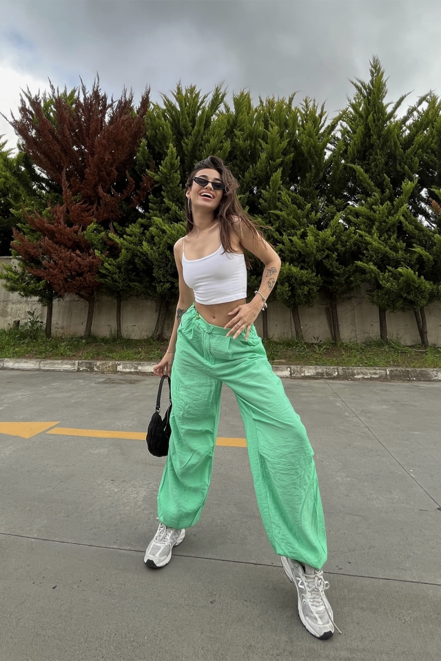 Benetton Yeşili Bağlamalı Pantolon ATE6696