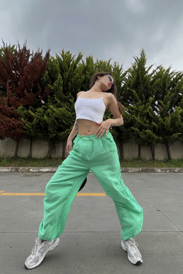 Benetton Yeşili Bağlamalı Pantolon ATE6696