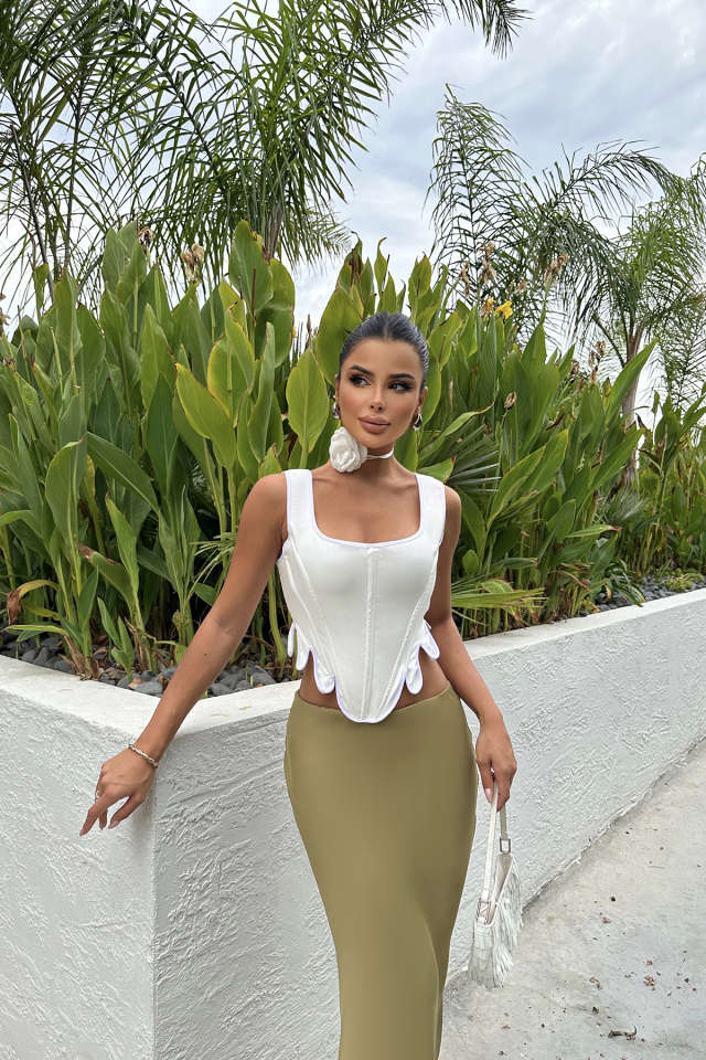 Beyaz Askılı Crop Top ATE8605