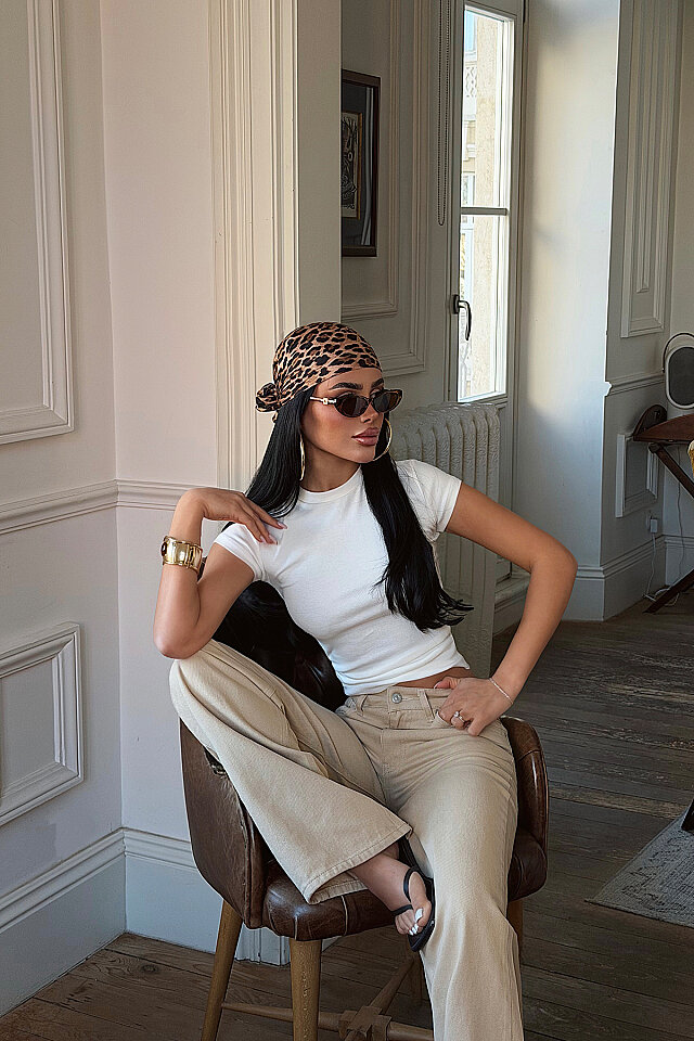 Beyaz Kebo Crop Top