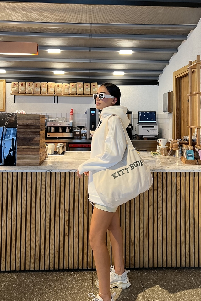 Beyaz Basic Kapşonlu Sweat ATE1971