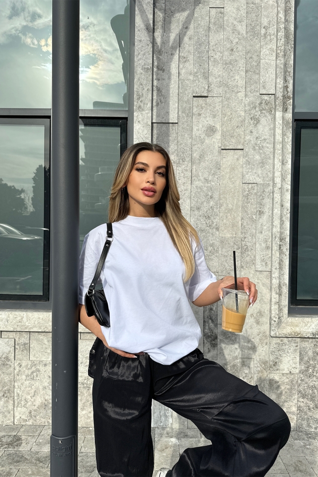 Beyaz Loveless Yazılı Tişört ATE6097