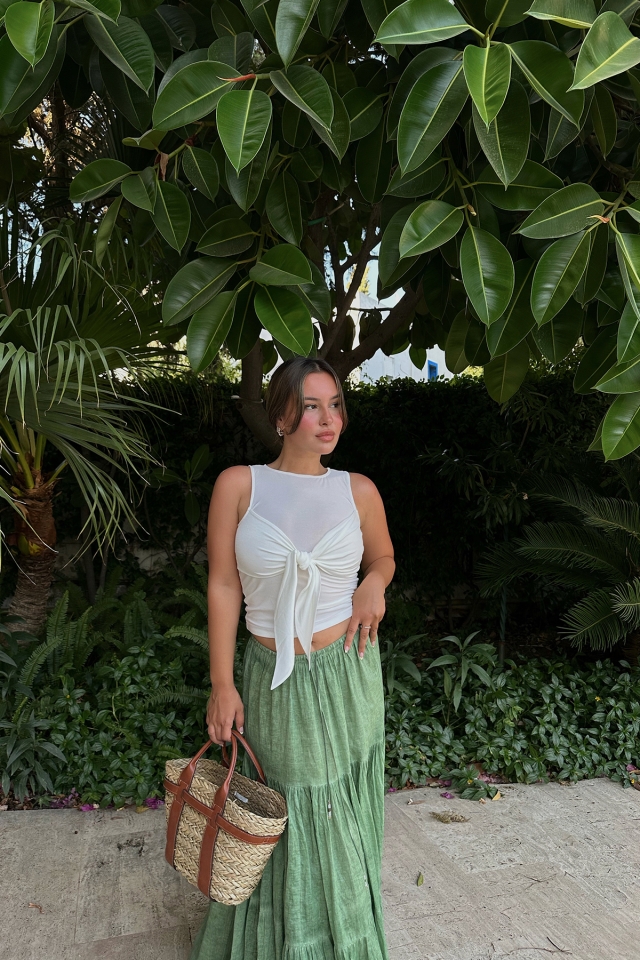 Beyaz Önden Bağlamalı Crop Top ATE7907