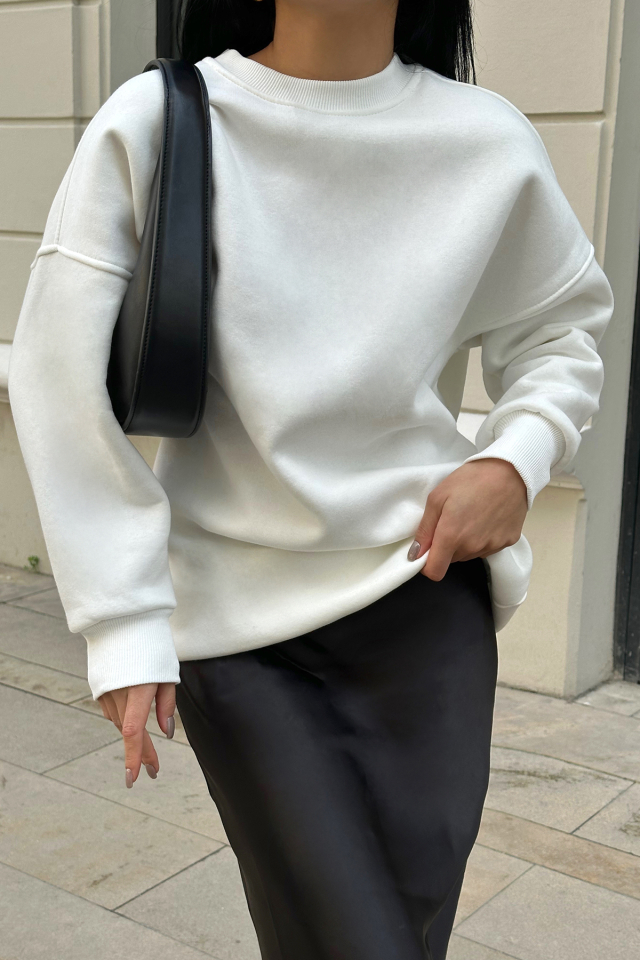 Beyaz Oversize Arkası Baskılı Sweat ATE-0879