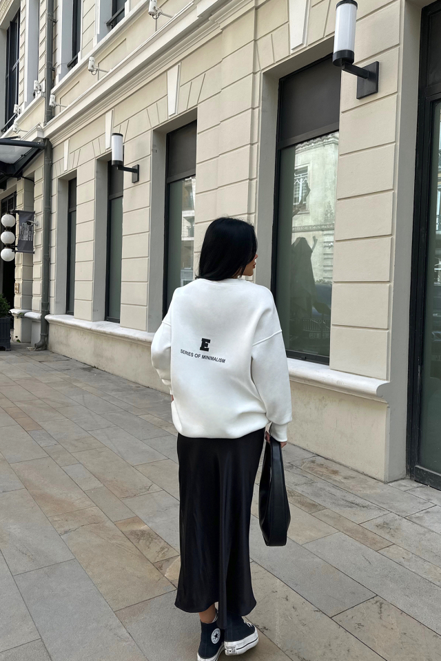 Beyaz Oversize Arkası Baskılı Sweat ATE-0879