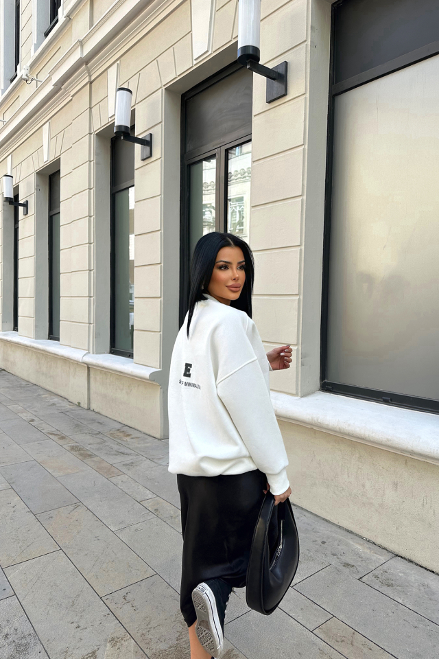 Beyaz Oversize Arkası Baskılı Sweat ATE-0879