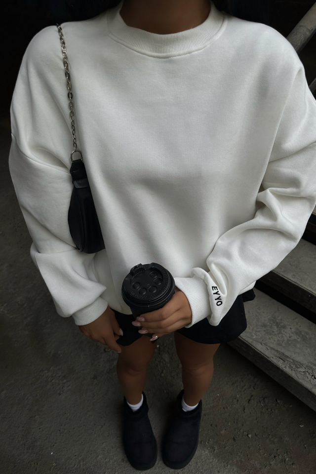 Beyaz Oversize Basic Sweat ATE2520