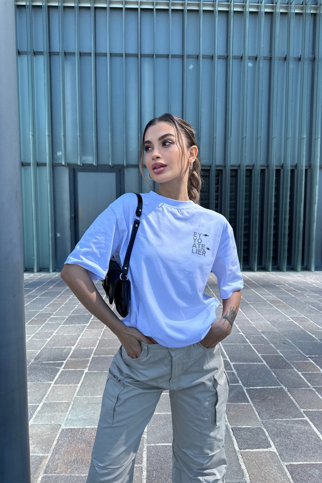 Beyaz Oversize Baskılı Tişört ATE6066 - EYYO