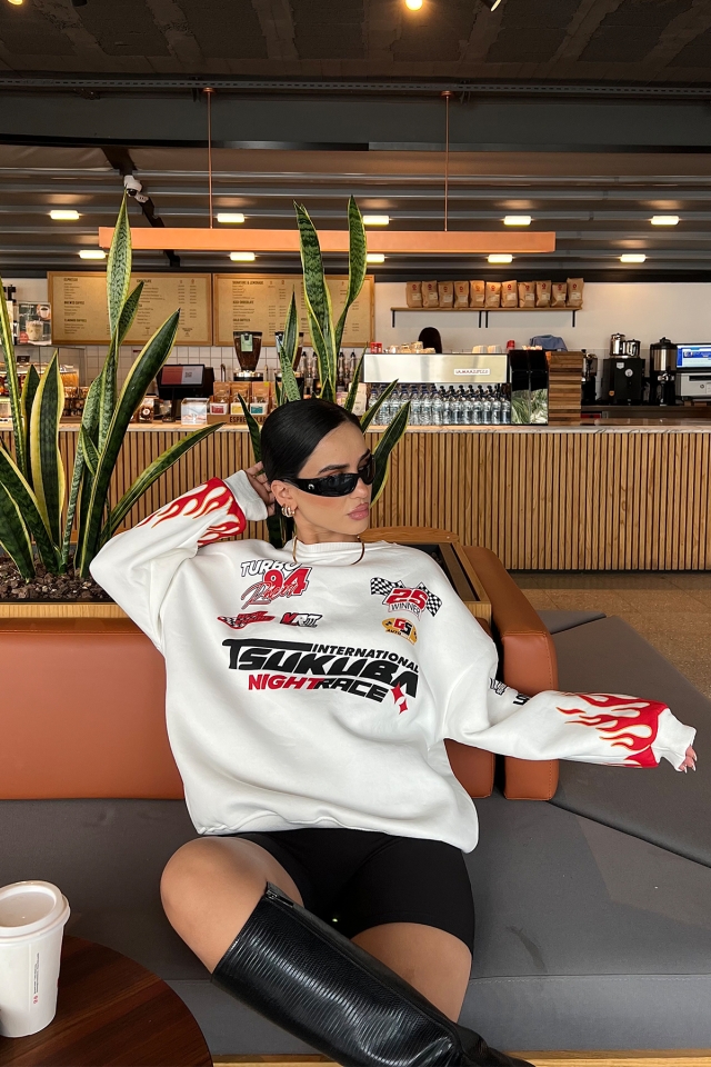 Beyaz Racing Baskılı Sweatshirt ATE2555