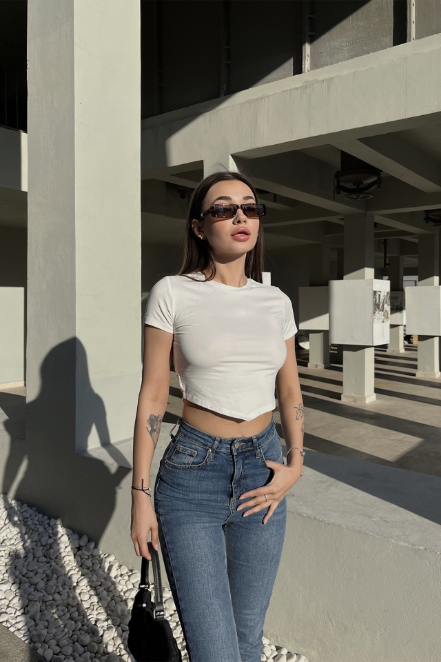 Beyaz Sırt Detay Crop Top ATE5123