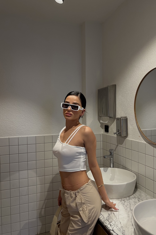 Beyaz Tek Kol Crop Top ATE3267