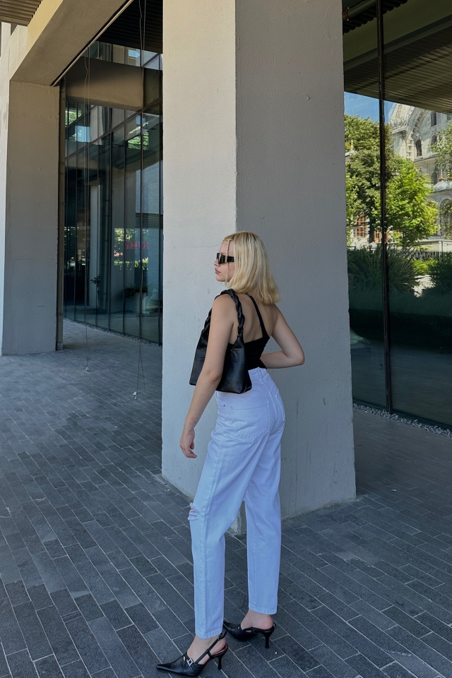 Beyaz Yırtık Yüksek Bel Jean ATE7765