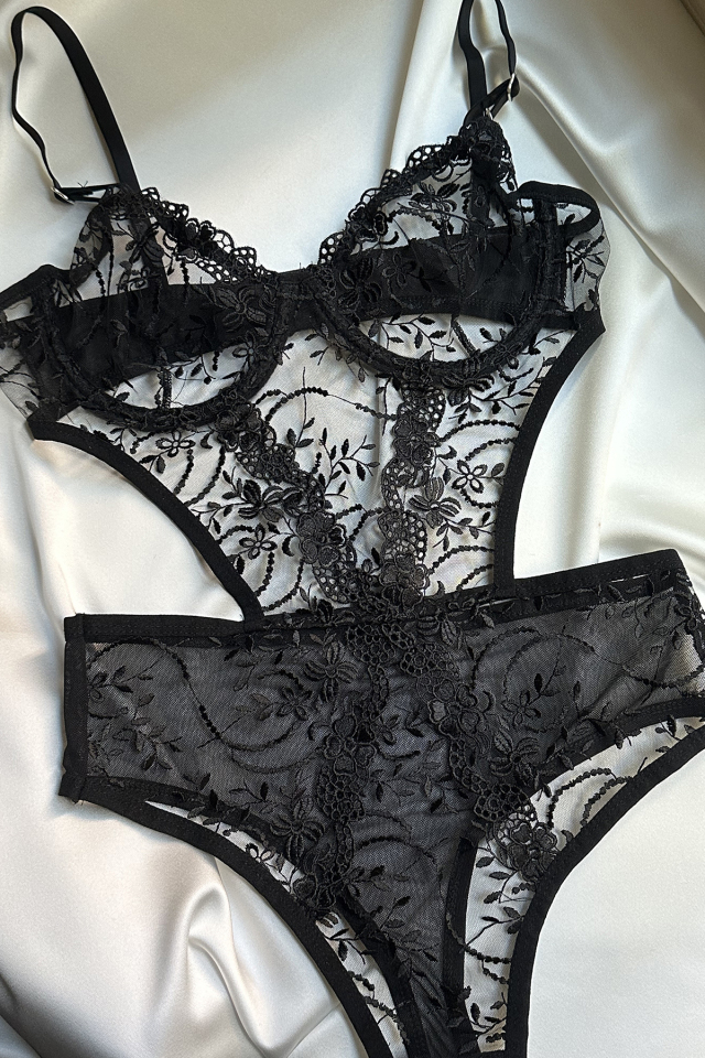 Black Lace Detail Bodysuit ATE-1663