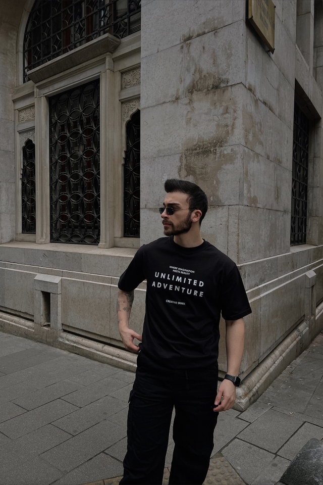Black Unlimited Adventure Written T-shirt ATE4287