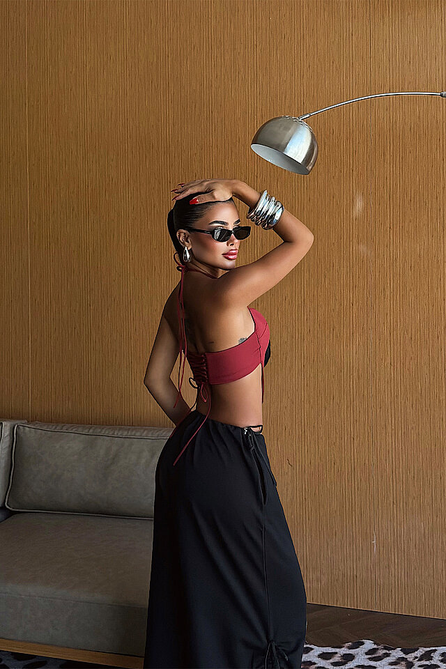Bordo Sırt Detay Crop Top
