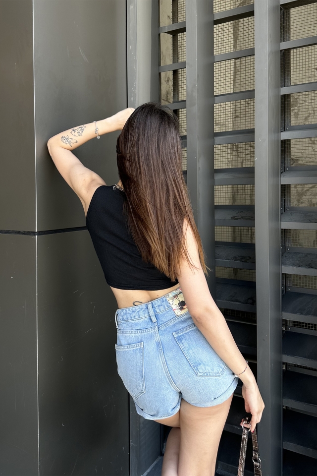 Buz Mavisi Yüksek Bel Denim Şort ATE7148