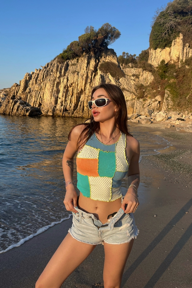 Çok Renkli Askılı Crop Top ATE4914