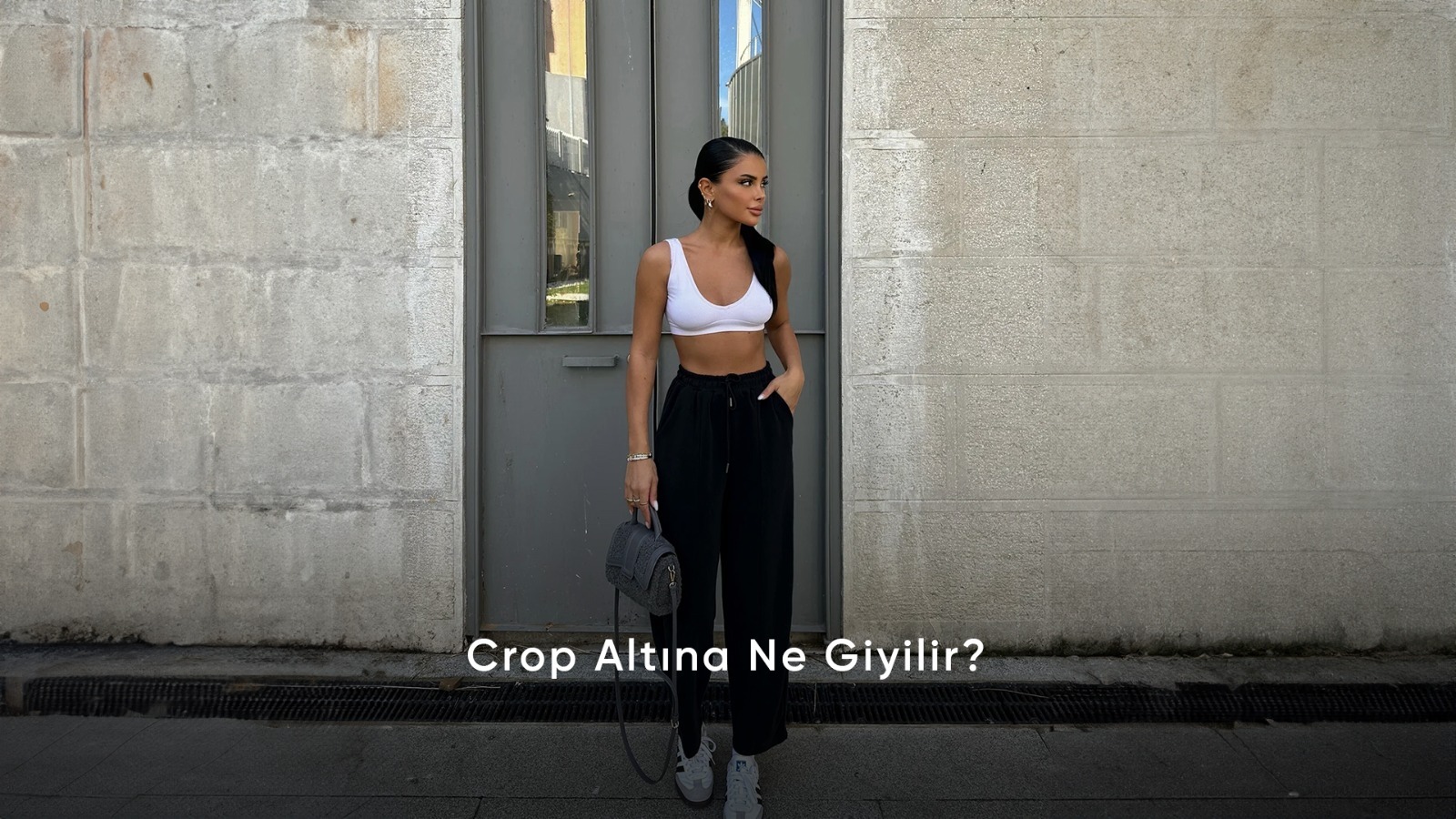 Crop Altına Ne Giyilir?