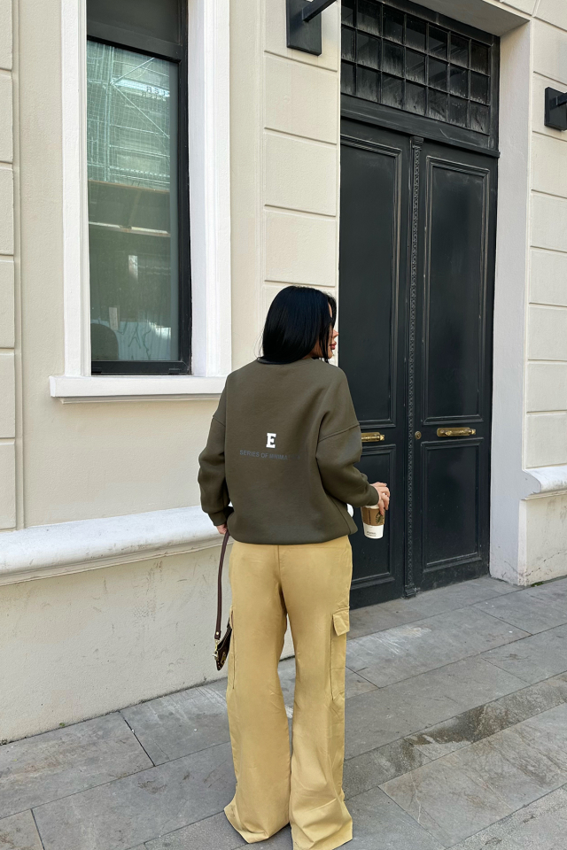Haki Oversize Arkası Baskılı Sweat ATE-0878