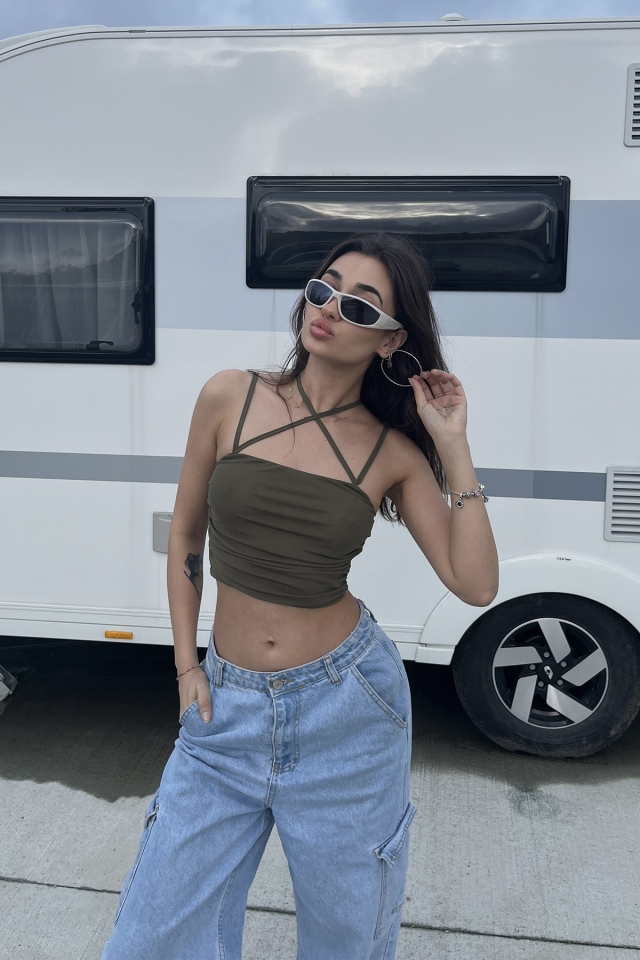 Haki Sırt Detay Bağlamalı Crop Top
