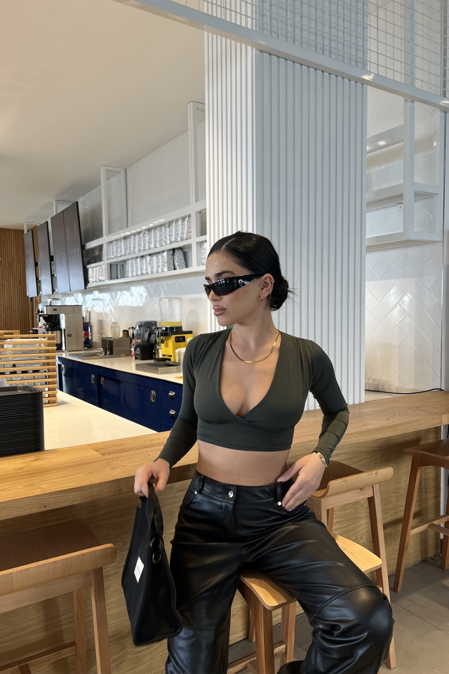 Haki Sırtı Bağlamalı Crop Top ATE3389