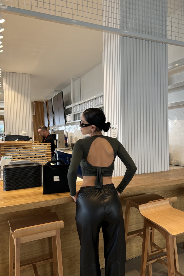 Haki Sırtı Bağlamalı Crop Top ATE3389