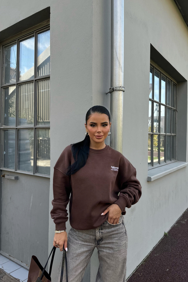 Kahverengi Arkası Yazılı Sweat ATE-0278