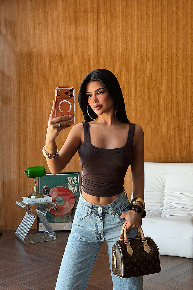 Kahverengi Qalu Crop