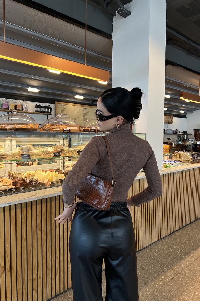 Kahverengi Boğazlı Detay Kazak ATE2939