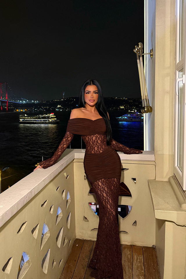 Kahverengi Ellodie Dantel Uzun Elbise