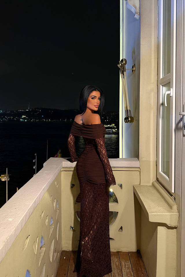 Kahverengi Ellodie Dantel Uzun Elbise