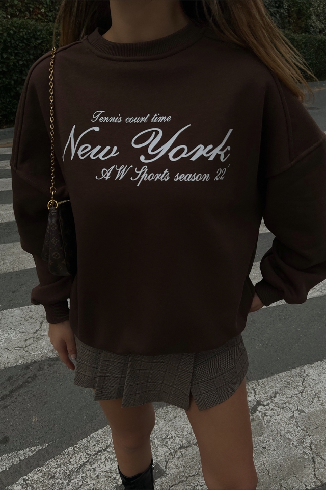 Kahverengi New York Baskılı Sweat ATE2596