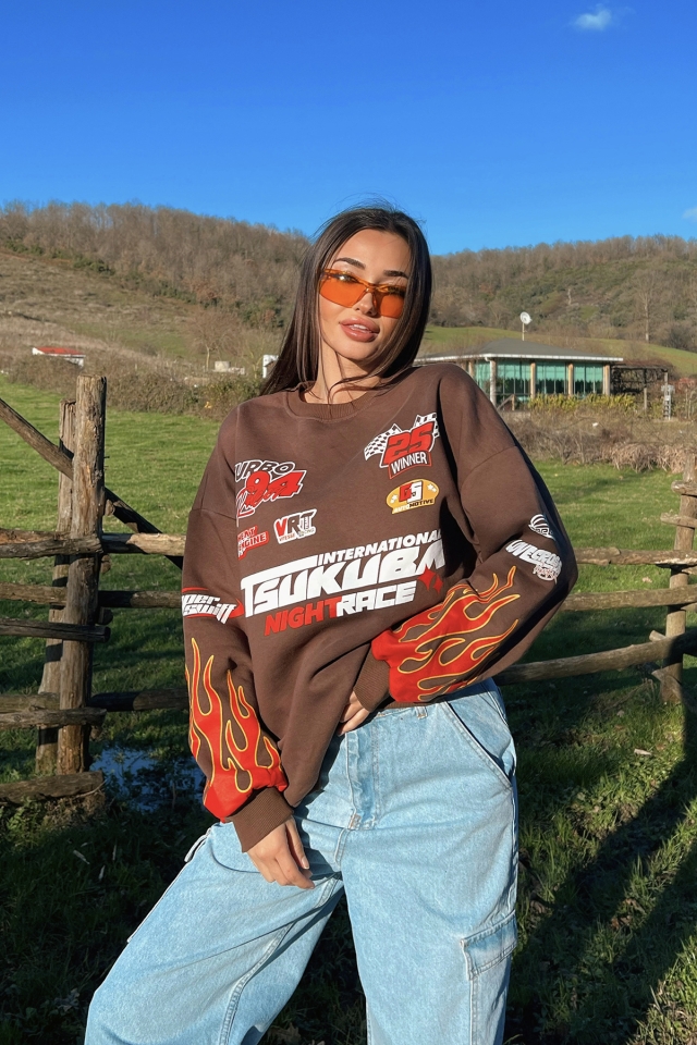 Kahverengi Racing Baskılı Sweatshirt ATE2951