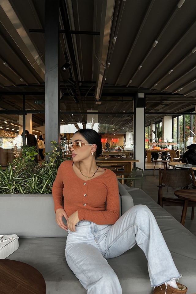 Kiremit Düğme Detay Crop Top ATE2833