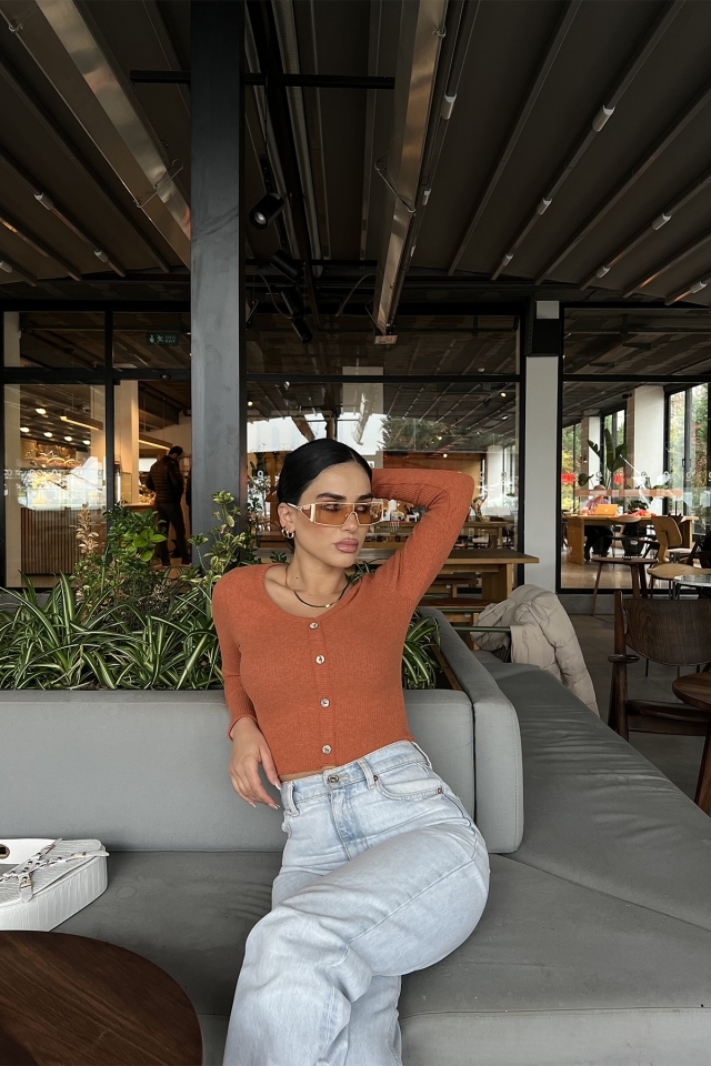 Kiremit Düğme Detay Crop Top ATE2833