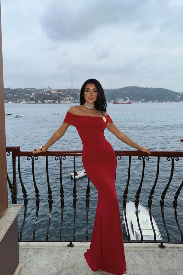 Kırmızı Seridie Deniz Kabuğu Detaylı Uzun Elbise ATE-2562 - EYYO