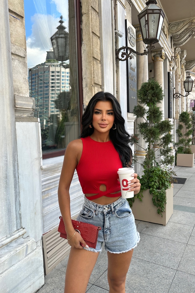 Kırmızı Çapraz Bağlamalı Crop Top ATE7899