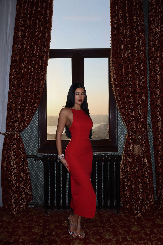 Kırmızı Rowena Yırtmaç Detaylı Kalem Elbise ATE-1529