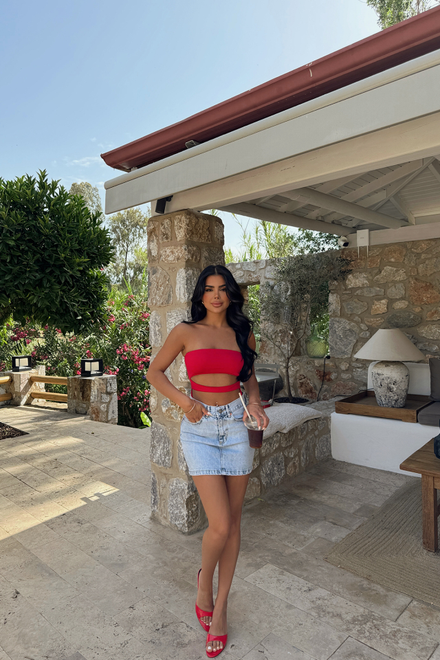 Kırmızı Pencere Detay Bodysuit ATE-0082