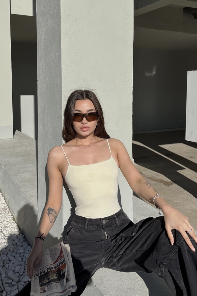 Krem Askılı Bodysuit ATE5108