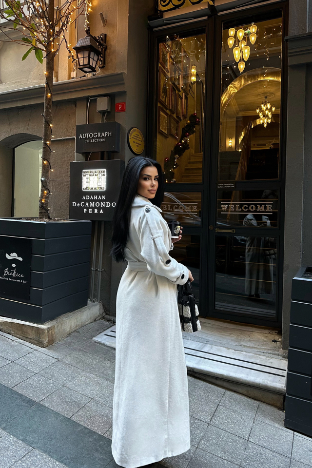 Krem Kuşak Detay Düğmeli Kaban ATE-0746