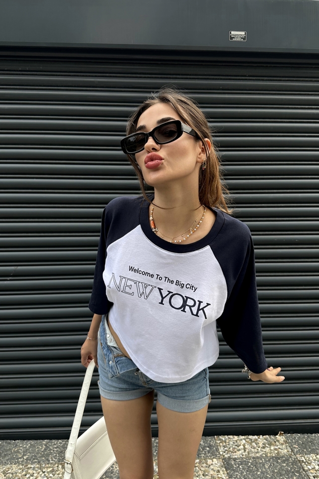 Lacivert New York Yazılı Crop Top