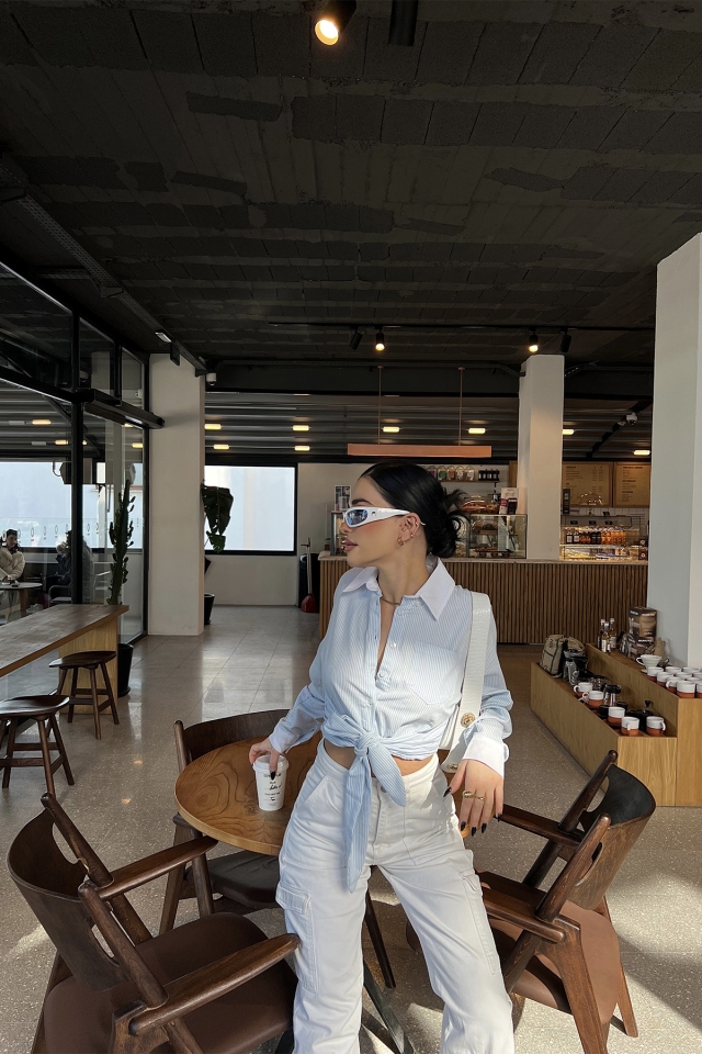 Buz Mavisi Önden Bağlamalı Gömlek ATE4001