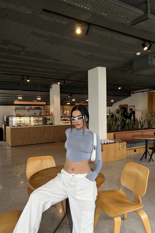 Mavi Uzun Kol Crop Top