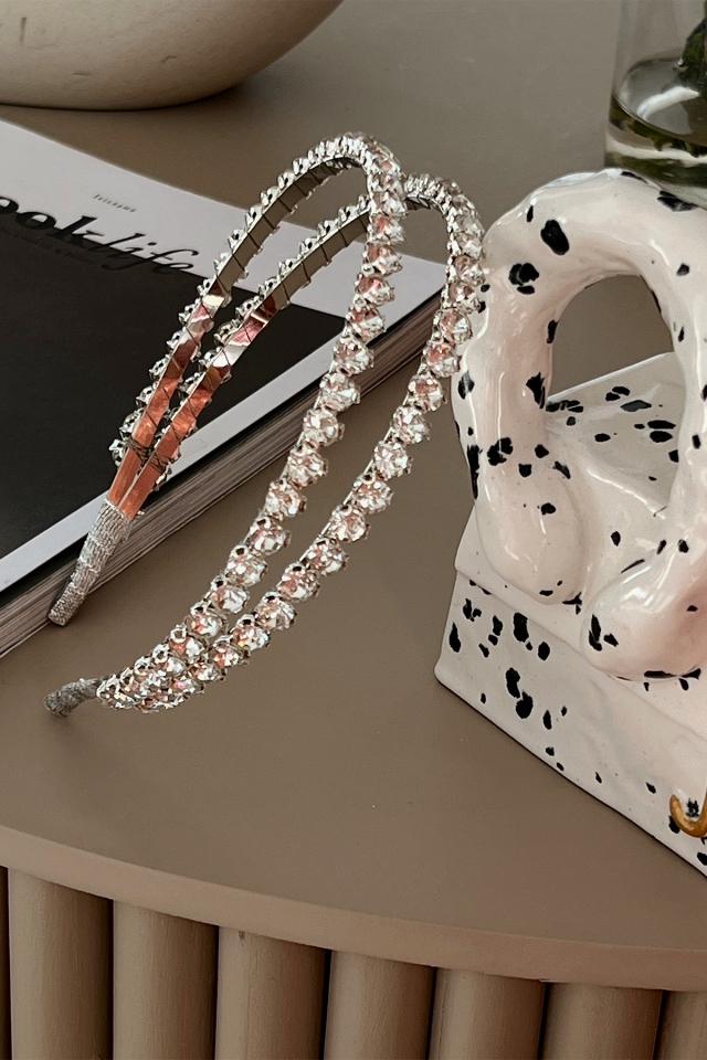 Parlak Taşlı 2'li Taç Ak118