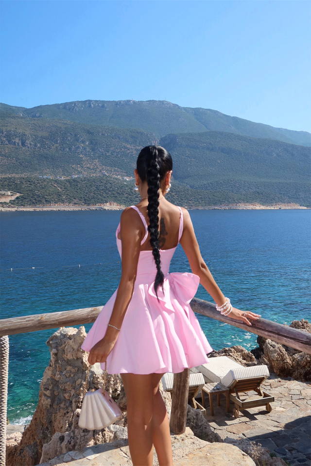 Pembe Nolan Arkası Fiyonk Detaylı Mini Elbise ATE-2947