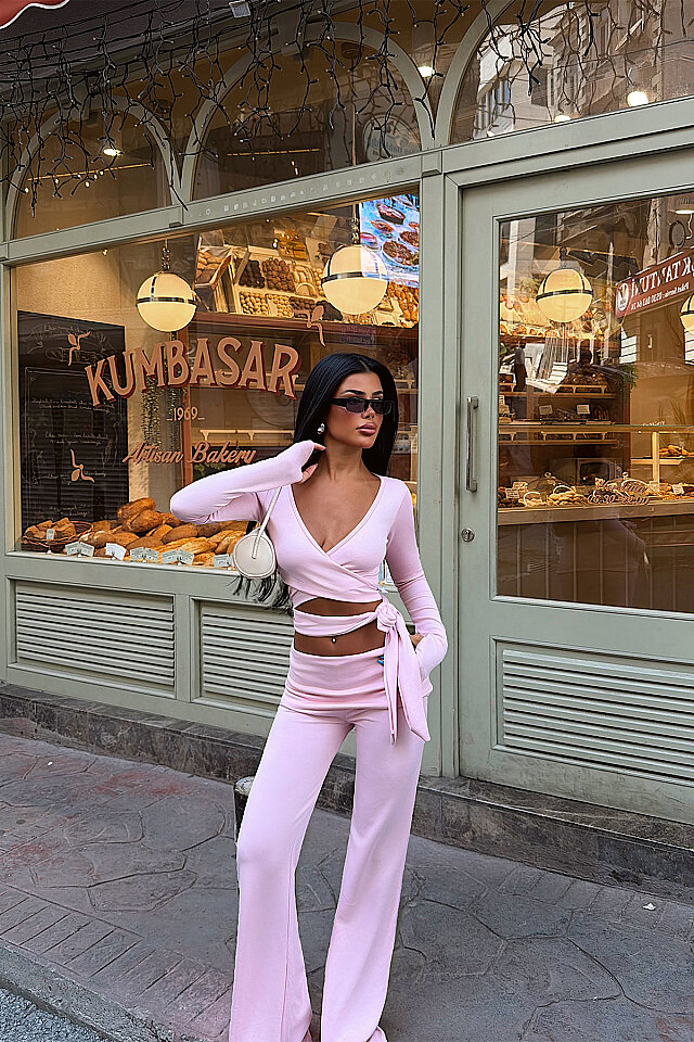 Pembe Bağlamalı Takım (1)